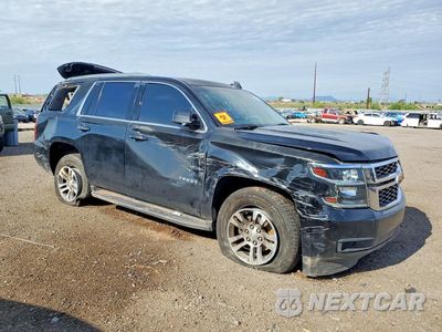 Czwarte zdjęcie samochodu z boku: 2018 CHEVROLET TAHOE C1500 LT VIN:1GNSCBKC5JR146322 - miniatura