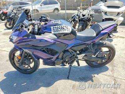 Trzecie zdjęcie samochodu z tyłu: 2019 KAWASAKI EX650 F VIN:JKAEXEK19KDA29400 - miniatura
