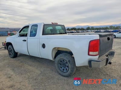 Drugie zdjęcie samochodu z przodu: 2007 GMC NEW SIERRA C1500 VIN:2GTEC19C571590727 - miniatura