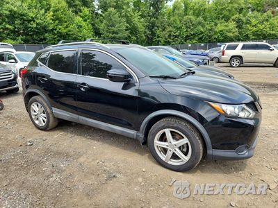 Czwarte zdjęcie samochodu z boku: 2018 NISSAN ROGUE SPORT SV VIN:JN1BJ1CR1JW288845 - miniatura