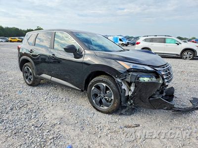 Czwarte zdjęcie samochodu z boku: 2025 NISSAN ROGUE SV VIN:5N1BT3BB4SC802077 - miniatura