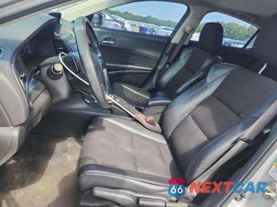 Zdjęcie 7 z 12 samochodu: 2013 ACURA ILX 20 VIN:19VDE1F33DE002325 - miniatura