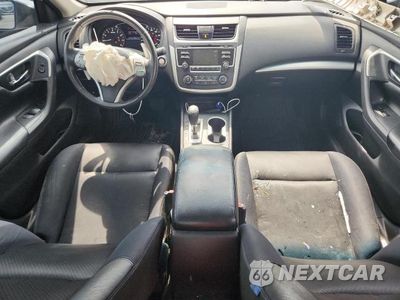 Zdjęcie 8 z 12 samochodu: 2017 NISSAN ALTIMA 2.5 SR VIN:1N4AL3AP9HC215871 - miniatura