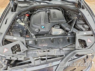 Zdjęcie 11 z 12 samochodu: 2014 BMW 535 XI VIN:WBA5B3C53ED533420 - miniatura