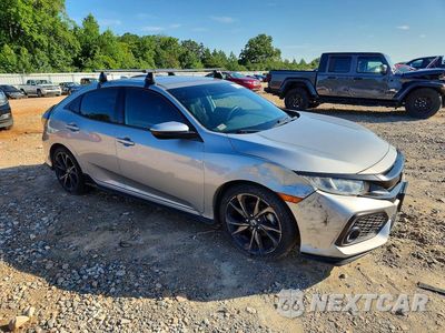 Czwarte zdjęcie samochodu z boku: 2018 HONDA CIVIC SPORT VIN:SHHFK7G42JU229710 - miniatura