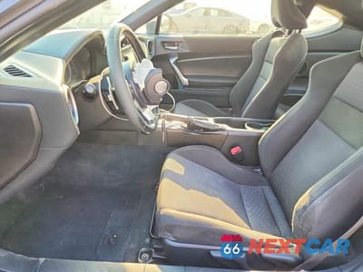 Zdjęcie 7 z 12 samochodu: 2017 TOYOTA 86 BASE VIN:JF1ZNAA15H8704512 - miniatura