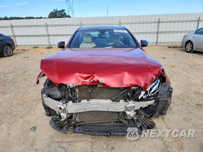 Piąte zdjęcie samochodu w środku: 2020 MERCEDES-BENZ E 350 VIN:W1KZF8DB7LA838532 - miniatura