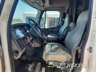 Zdjęcie 7 z 14 samochodu: 2020 FREIGHTLINER M2 112 MED - SEMI TRUCK VIN:3ALAC4DV8LDKY5815 - miniatura