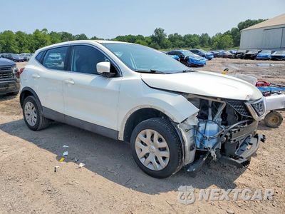 Czwarte zdjęcie samochodu z boku: 2018 NISSAN ROGUE SPORT S VIN:JN1BJ1CR8JW259116 - miniatura