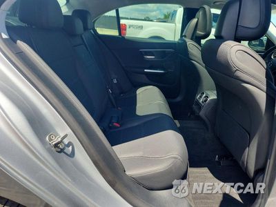 Zdjęcie 10 z 13 samochodu: 2026 MERCEDES-BENZ C 300 VIN:W1KAF4GB6TR313383 - miniatura