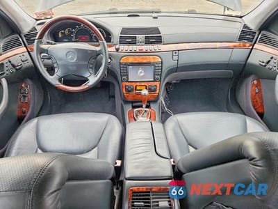 Zdjęcie 8 z 12 samochodu: 2002 MERCEDES-BENZ S 600 VIN:WDBNG78J82A244112 - miniatura