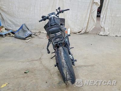 Czwarte zdjęcie samochodu z boku: 2019 KTM 790 DUKE VIN:VBKTU6405KM744444 - miniatura