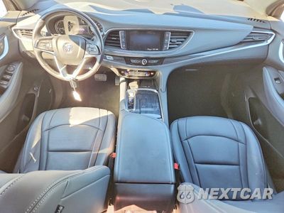 Zdjęcie 8 z 13 samochodu: 2023 BUICK ENCLAVE ESSENCE VIN:5GAEVAKW5PJ141649 - miniatura