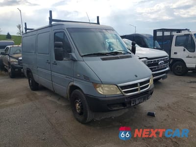 Czwarte zdjęcie samochodu z boku: 2005 DODGE SPRINTER 2500 VIN:WD0PD644855827751 - miniatura