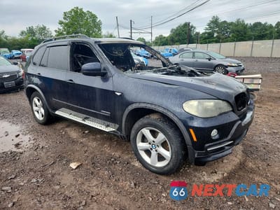 Czwarte zdjęcie samochodu z boku: 2009 BMW X5 XDRIVE30I VIN:5UXFE43509L273881 - miniatura