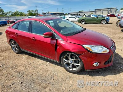 Czwarte zdjęcie samochodu z boku: 2014 FORD FOCUS SE VIN:1FADP3F27EL115892 - miniatura