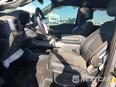 Zdjęcie 7 z 12 samochodu: 2024 FORD F150 LARIAT VIN:1FTFW5L51RFA56410 - miniatura