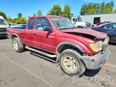 Czwarte zdjęcie samochodu z boku: 1999 TOYOTA TACOMA V6 VIN:4TAWN72N3XZ508896 - miniatura