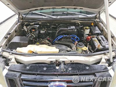 Zdjęcie 12 z 13 samochodu: 2010 FORD EXPLORER XLT VIN:1FMEU6DE2AUA95461 - miniatura