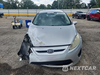 Piąte zdjęcie samochodu w środku: 2011 FORD FIESTA SE VIN:3FADP4EJ8BM161840 - miniatura