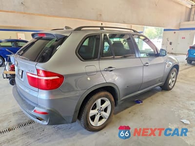 Trzecie zdjęcie samochodu z tyłu: 2007 BMW X5 VIN:5UXFE43507L016765 - miniatura
