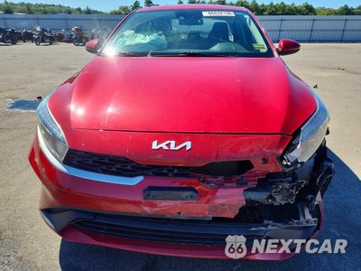 Piąte zdjęcie samochodu w środku: 2023 KIA FORTE LXS VIN:3KPF24AD8PE515441 - miniatura
