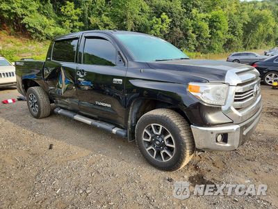 Czwarte zdjęcie samochodu z boku: 2016 TOYOTA TUNDRA SR5 VIN:5TFDY5F11GX570999 - miniatura