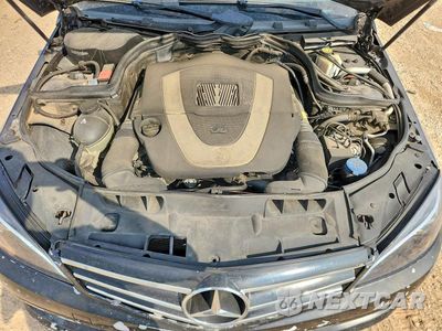 Zdjęcie 11 z 12 samochodu: 2010 MERCEDES-BENZ C 300 4MATIC VIN:WDDGF8BB6AR119734 - miniatura