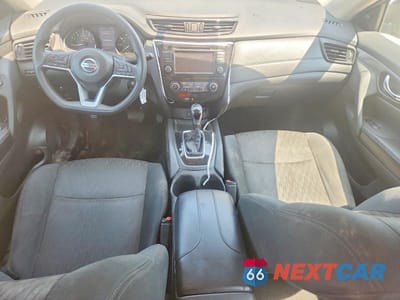 Zdjęcie 8 z 13 samochodu: 2018 NISSAN ROGUE S VIN:5N1AT2MT1JC720091 - miniatura