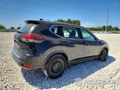 Trzecie zdjęcie samochodu z tyłu: 2018 NISSAN ROGUE S VIN:KNMAT2MTXJP609942 - miniatura
