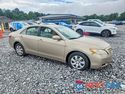 Czwarte zdjęcie samochodu z boku: 2009 TOYOTA CAMRY BASE VIN:4T1BE46KX9U318607 - miniatura