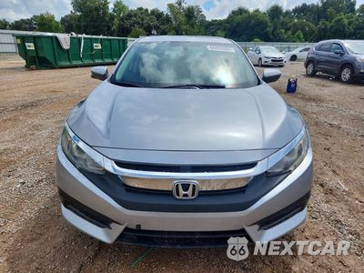Piąte zdjęcie samochodu w środku: 2018 HONDA CIVIC EX VIN:2HGFC2F72JH570856 - miniatura