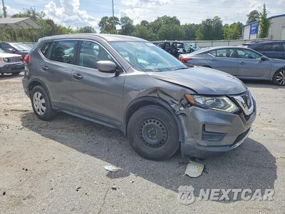 Czwarte zdjęcie samochodu z boku: 2018 NISSAN ROGUE S VIN:5N1AT2MT6JC753295 - miniatura
