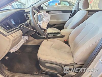 Zdjęcie 7 z 12 samochodu: 2019 HYUNDAI SONATA SE VIN:5NPE24AF9KH770939 - miniatura
