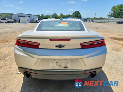 Zdjęcie 6 z 12 samochodu: 2017 CHEVROLET CAMARO LT VIN:1G1FB1RS9H0144021 - miniatura