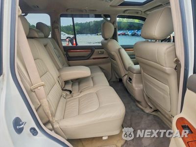 Zdjęcie 11 z 13 samochodu: 2007 LEXUS LX 470 VIN:JTJHT00W074020571 - miniatura