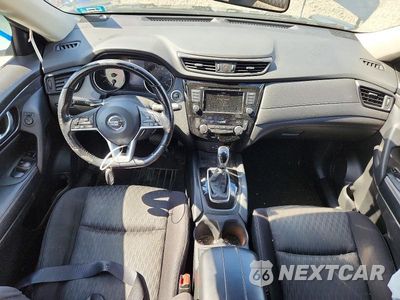 Zdjęcie 8 z 13 samochodu: 2020 NISSAN ROGUE SV VIN:JN8AT2MT9LW043186 - miniatura