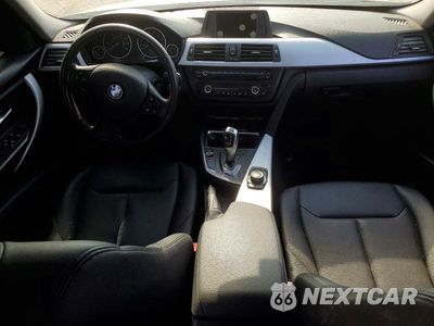 Zdjęcie 8 z 12 samochodu: 2012 BMW 328 I SULEV VIN:WBA3C1C52CF433349 - miniatura