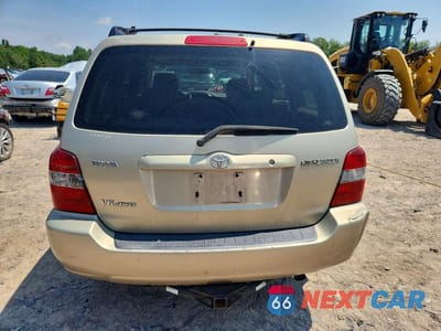 Zdjęcie 6 z 13 samochodu: 2005 TOYOTA HIGHLANDER BASE VIN:JTEEP21A050106990 - miniatura