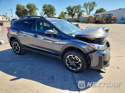Czwarte zdjęcie samochodu z boku: 2022 SUBARU CROSSTREK PREMIUM VIN:JF2GTAPCXN8241697 - miniatura