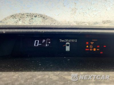 Zdjęcie 9 z 13 samochodu: 2016 TOYOTA PRIUS C ONE VIN:JTDKDTB33G1137041 - miniatura