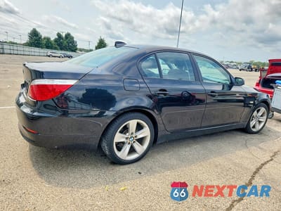 Trzecie zdjęcie samochodu z tyłu: 2009 BMW 528 XI VIN:WBANV13529C154853 - miniatura