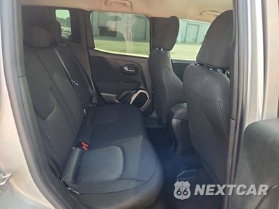 Zdjęcie 10 z 12 samochodu: 2017 JEEP RENEGADE SPORT VIN:ZACCJBAB2HPE67223 - miniatura