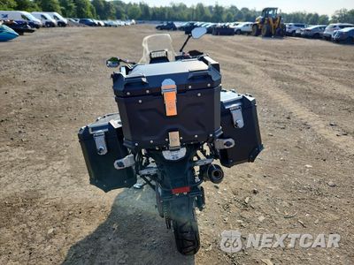 Czwarte zdjęcie samochodu z boku: 2023 SUZUKI DL800DE RC VIN:JS1EM12B2P7101048 - miniatura