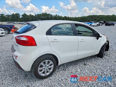 Trzecie zdjęcie samochodu z tyłu: 2013 KIA RIO 5-DOOR EX VIN:KNADN5A33D6284717 - miniatura