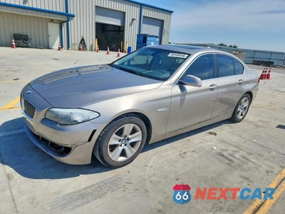 2013 BMW 528 I WBAXG5C51DD229524 - główne zdjęcie licytacji z USA - miniatura