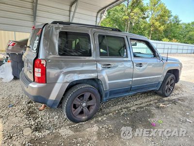 Trzecie zdjęcie samochodu z tyłu: 2012 JEEP PATRIOT LATITUDE VIN:1C4NJPFB8CD544036 - miniatura