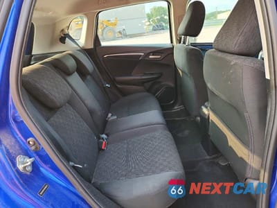 Zdjęcie 10 z 13 samochodu: 2015 HONDA FIT LX VIN:3HGGK5H52FM786073 - miniatura