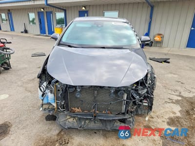 Piąte zdjęcie samochodu w środku: 2020 TOYOTA PRIUS LIMITED VIN:JTDKARFU9L3104087 - miniatura