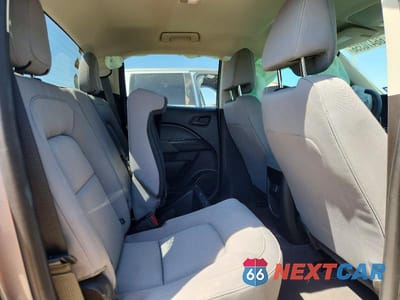 Zdjęcie 10 z 12 samochodu: 2021 GMC CANYON ELEVATION VIN:1GTG5BEA2M1244388 - miniatura